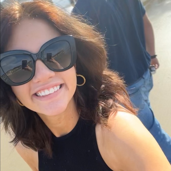 Gucci sunglasses, a little loose, real, certificate come with, case, bag. - Picture 6 of 6